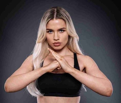 boxing girl flash|Daniella Hemsley hits back at Eddie Hearn after flashing boobs ...